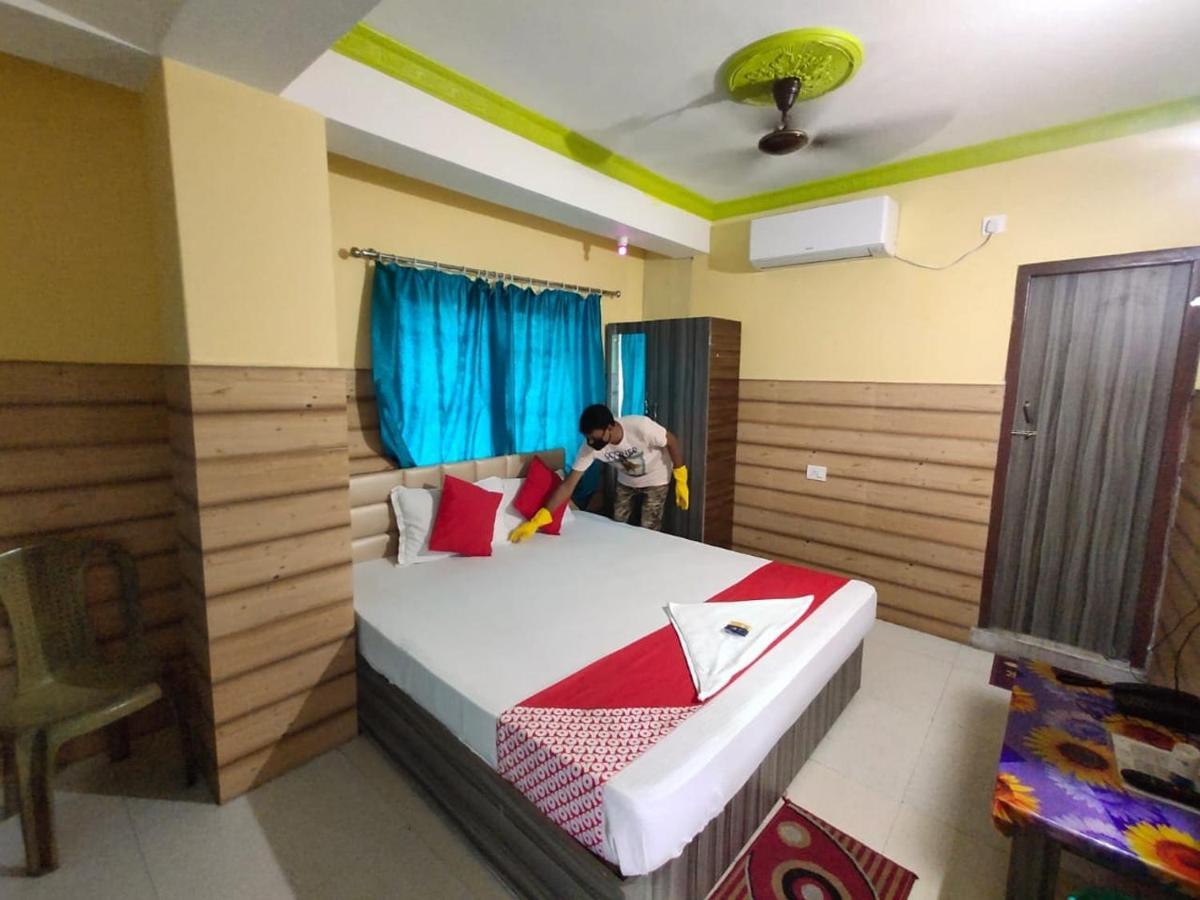 Oyo 30073 Triveni Lodge Sziliguri Kültér fotó
